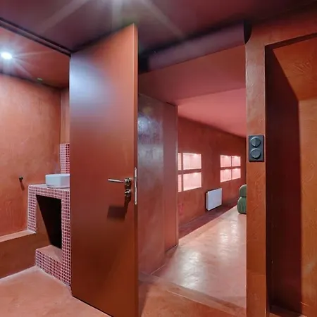 Apartment Mykeypers - Luxurious Private House With Jacuzzi For 10p/4br - Heart Of *